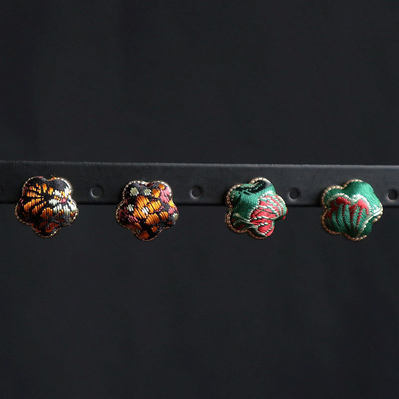Buddha Stones Ohrringe aus Brokatblumen - image 4