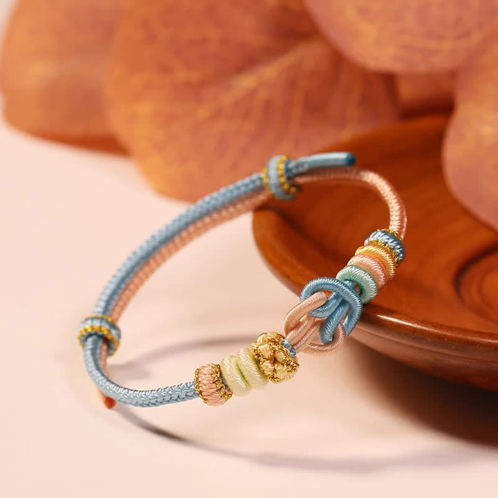Buddha Stones Handgewebtes Armband „Prosperous Universe“ aus mehrfarbiger Kordel - Hellblau - Roter Faden (Schutz♥Glück) - image 2