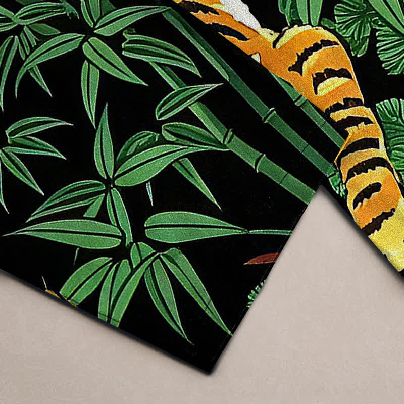 Buddha Stones Herrenhose aus Baumwolle mit Tiger-Dschungelmuster, schmal zulaufend und mit Taschen - image 2