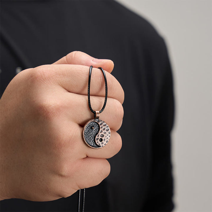 Buddha Stones Vintage Yin Yang Halskettenanhänger aus Legierung und Leder - image 5