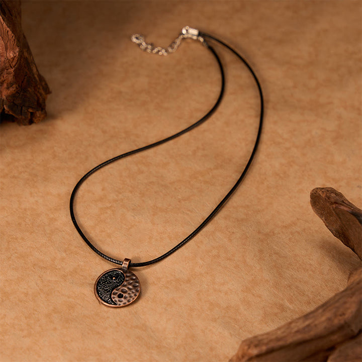 Buddha Stones Vintage Yin Yang Halskettenanhänger aus Legierung und Leder - image 4