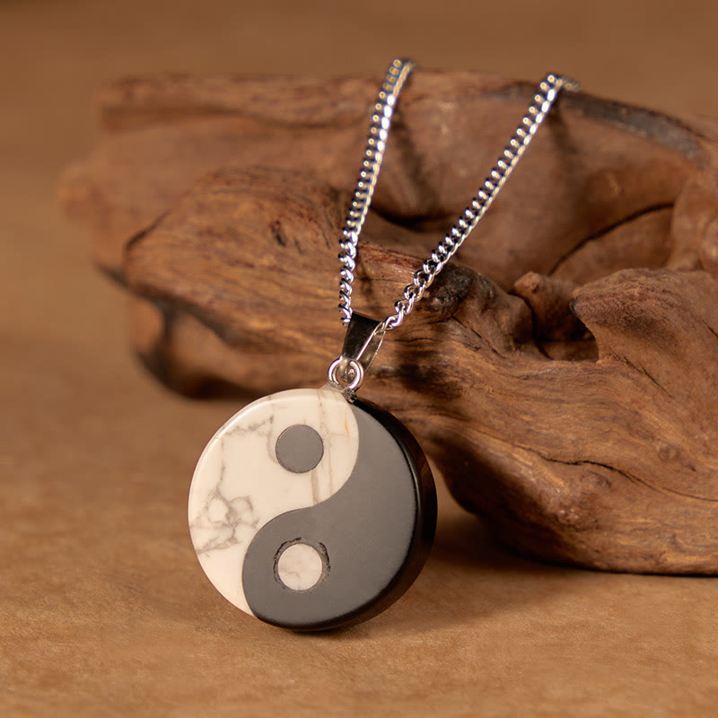 Buddha Stones Halskette aus natürlichem schwarzem Obsidian und weißem Türkis mit Yin-Yang-Motiv (Tai-Chi-Kraft) - image 1