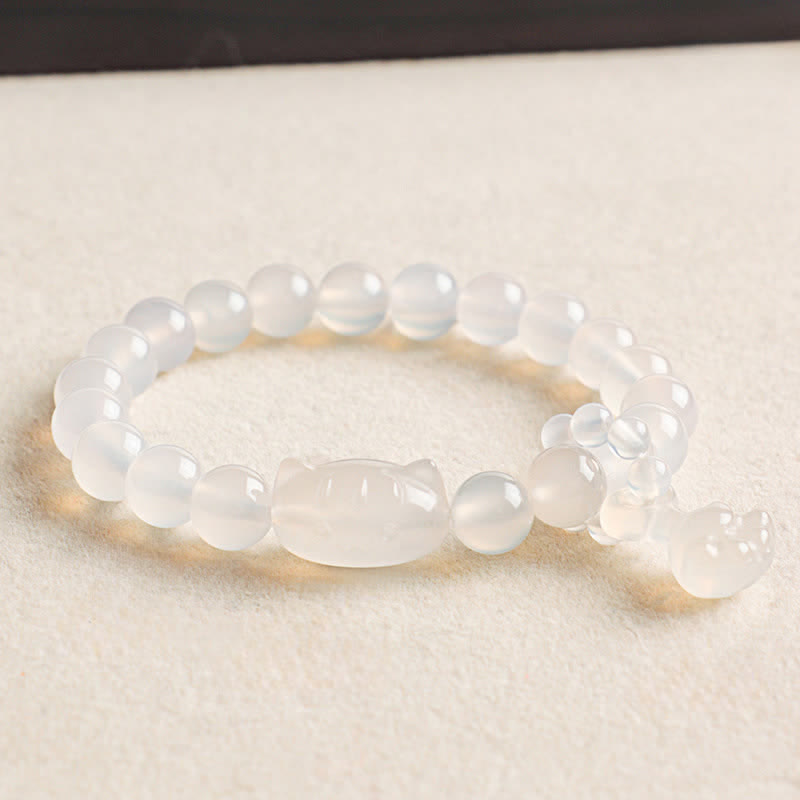 Buddha Stones Handgeschnitzter Katzenanhänger aus Obsidian mit Silberglanz, handgefertigtes Armband für Ruhe und Gelassenheit - Weißer Achat (Ruhe ♥ Reinheit) - image 1