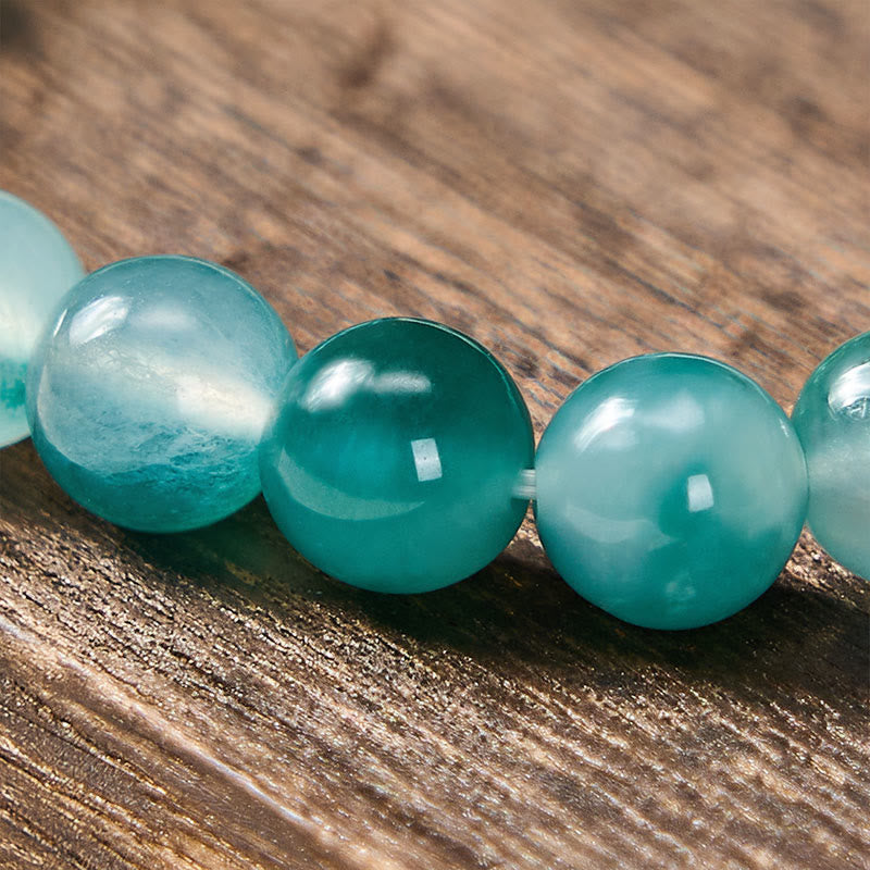 Buddha Stones Armband aus weißem Chalcedon mit emotionalem Gleichgewicht und blauen floralen Elementen, runden Perlen - image 3