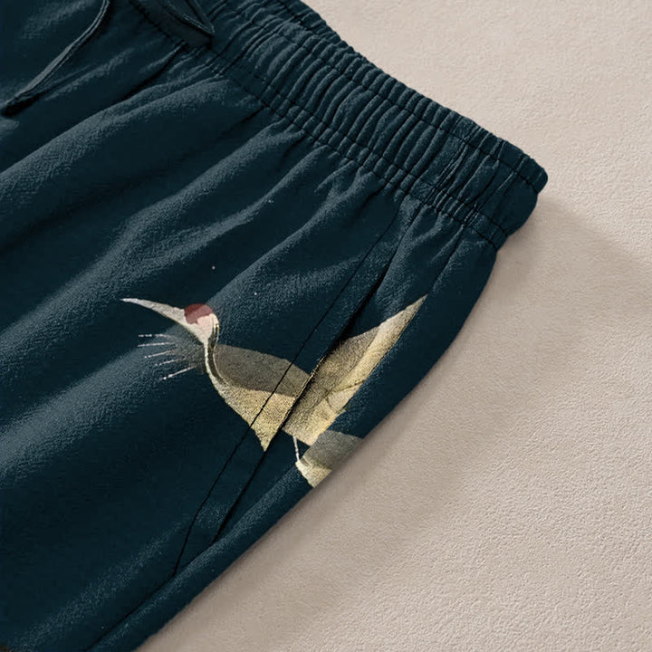 Buddha Stones Herrenhose mit schmal zulaufendem Bein und Taschen, Baumwollmuster „Temple Bird“ von Cotton Mountain - image 2