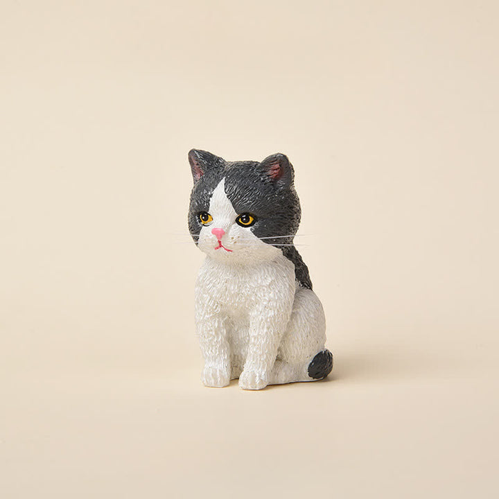 Buddha Stones Bemalte, düstere Kätzchenfamilie aus Kunstharz, Mini-Katzen, niedliche Tierdekoration - Blau und Weiß - image 15