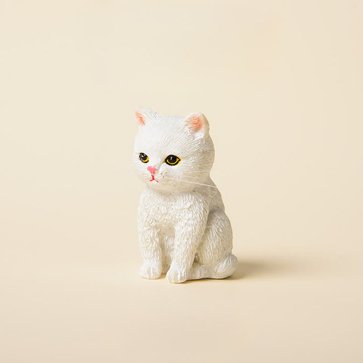Buddha Stones Bemalte, düstere Kätzchenfamilie aus Kunstharz, Mini-Katzen, niedliche Tierdekoration - Weiße Katze - image 6