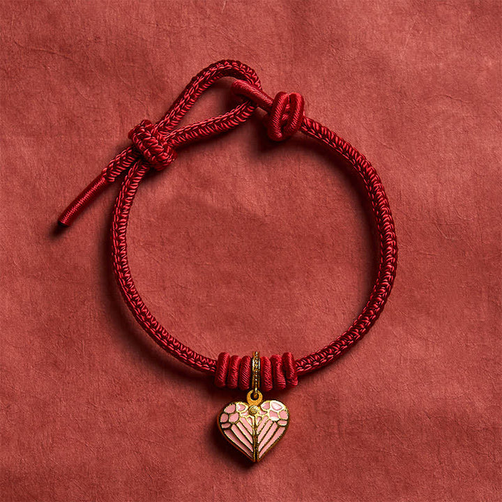 Buddha Stones Handgefertigtes Armband aus geflochtenem rotem Garn mit Herzanhänger – Schutz und Glück - image 1