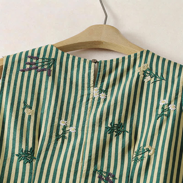 Buddha Stones Sommerliches, lässiges, minimalistisches, grün gestreiftes, ärmelloses Kleid mit kleinem Blumenmuster für Damen – perfekt für den Sommer. - image 3