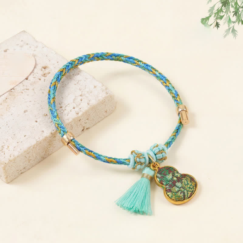 Buddha Stones Fünffarbiges rotes Armband aus Brokatkürbis mit Schnurmotiv zum Schutz - Grün (gleicher Farbton – Muster variiert) - image 3