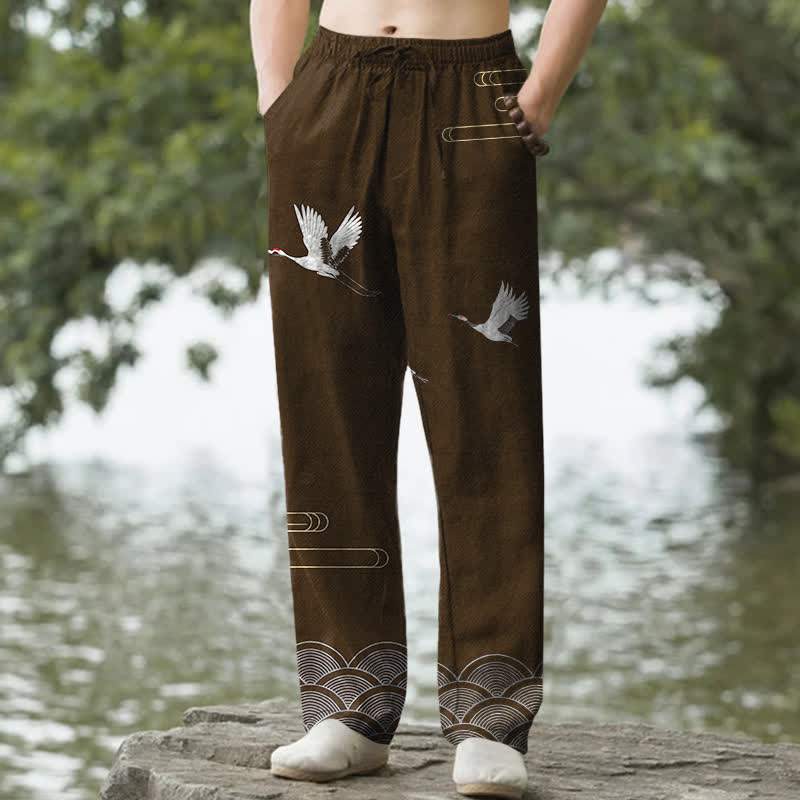 Buddha Stones Weiße, schmal zulaufende Herrenhose aus Baumwolle mit Kranich-Wellenmuster und Taschen - Sattelbraun - US/ UK/AU50, EU60 (5XL) - image 6