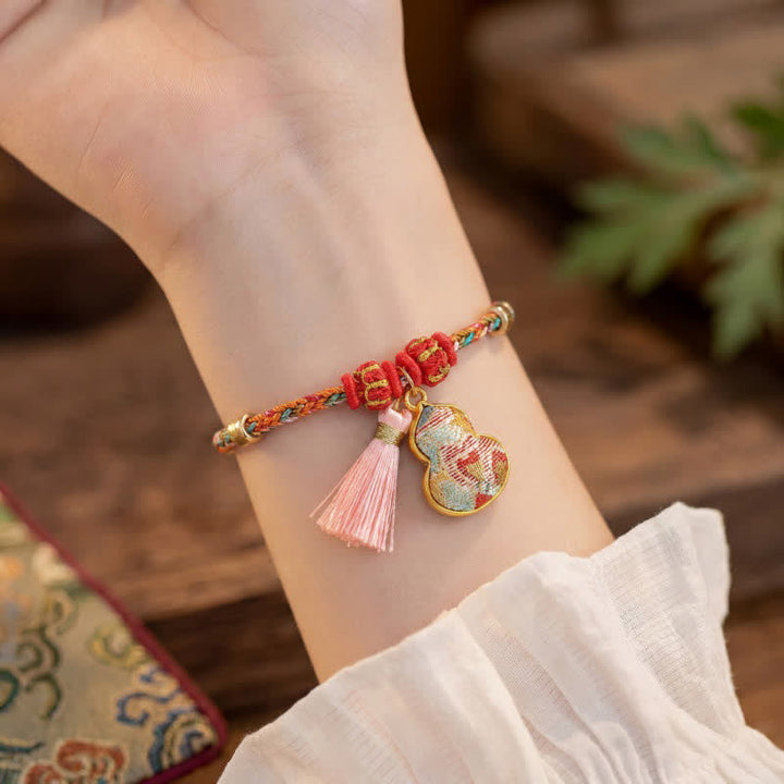 Buddha Stones Handgewebtes Armband mit fünffarbigem Apfel-Geldbeutel-Anhänger und chinesischem Schloss-Charm - image 37
