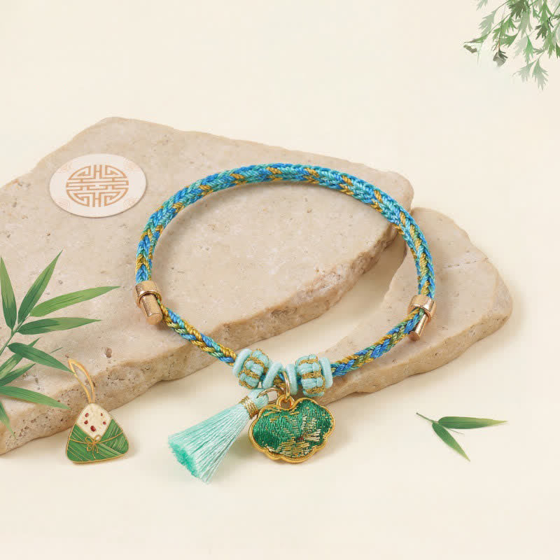 Buddha Stones Handgewebtes Armband aus fünffarbiger Kordel, Glücksgrün, Brokat, Zongzi-Apfel-Geldbeutel, chinesischem Schlossanhänger und Kürbis - Chinesischer Schlossanhänger (gleicher Farbton – Muster variiert) - image 7