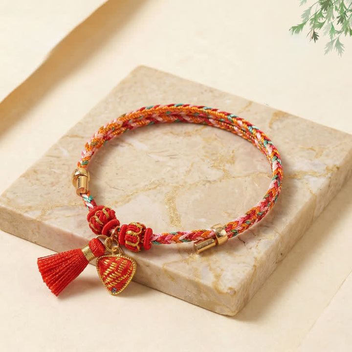 Buddha Stones Handgefertigtes Armband aus fünffarbiger Kordel mit Glücksbringer, rotem Brokat, chinesischem Schlossanhänger, Apfel-Geldbeutel, Kürbis-Zongzi-Motiv - image 20