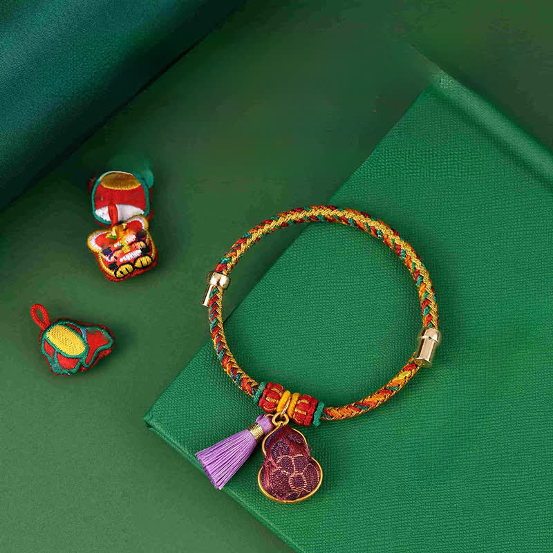 Buddha Stones Handgewebtes Armband mit fünffarbiger Kordel, Glückslila, Brokat, chinesischem Schloss-Anhänger, Apfel-Geldbeutel, Kürbis-Zongzi-Anhänger, verstellbar - Kürbis (gleicher Farbton – Muster variiert) - image 16