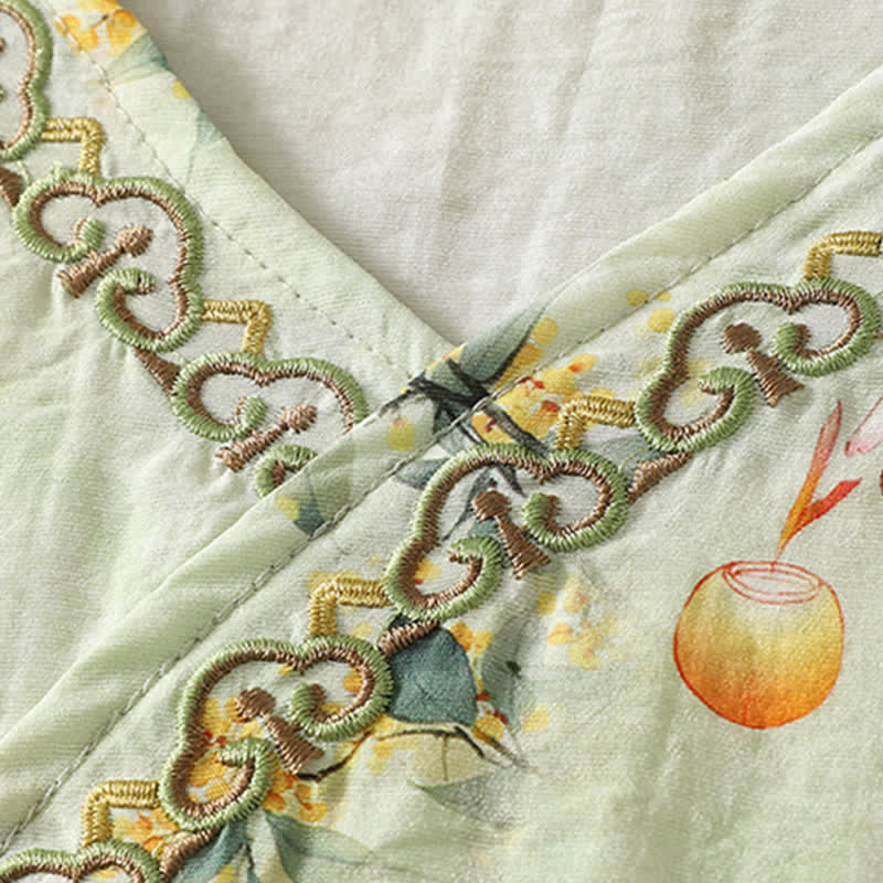 Buddha Stones Sommerliches Vintage-T-Shirt im Tang-Stil mit floraler Stickerei, V-Ausschnitt und Dreiviertelärmeln für Damen - image 13