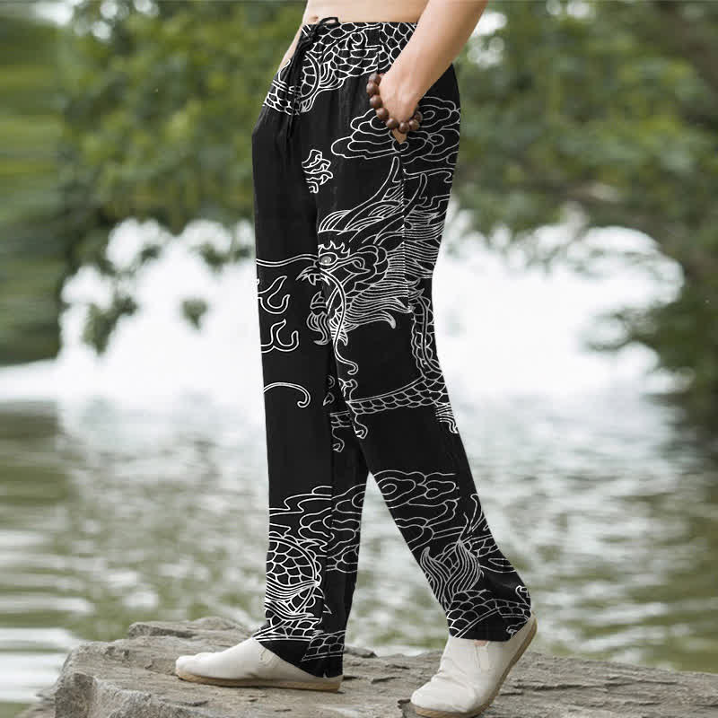 Buddha Stones Herrenhose aus Baumwolle mit orientalischem Drachen- und Wolkenmuster, schmal zulaufend und mit Taschen - image 1