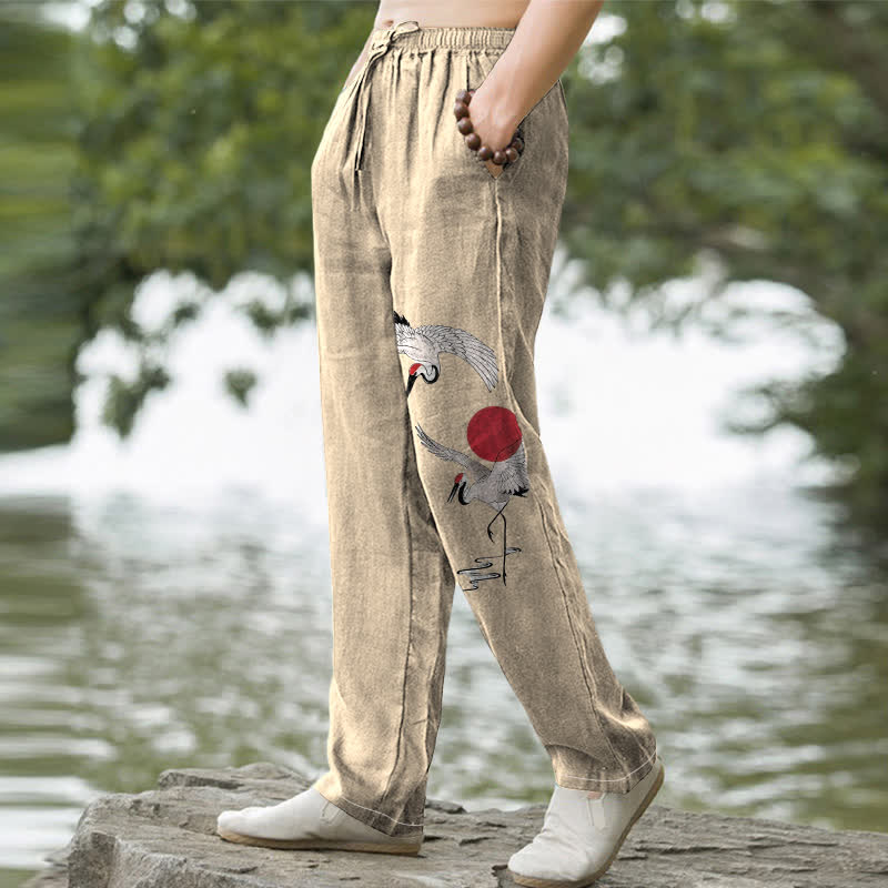Buddha Stones Herrenhose aus Baumwolle mit rotem Sonnen-Kranich-Muster, schmal zulaufend und mit Taschen - image 5