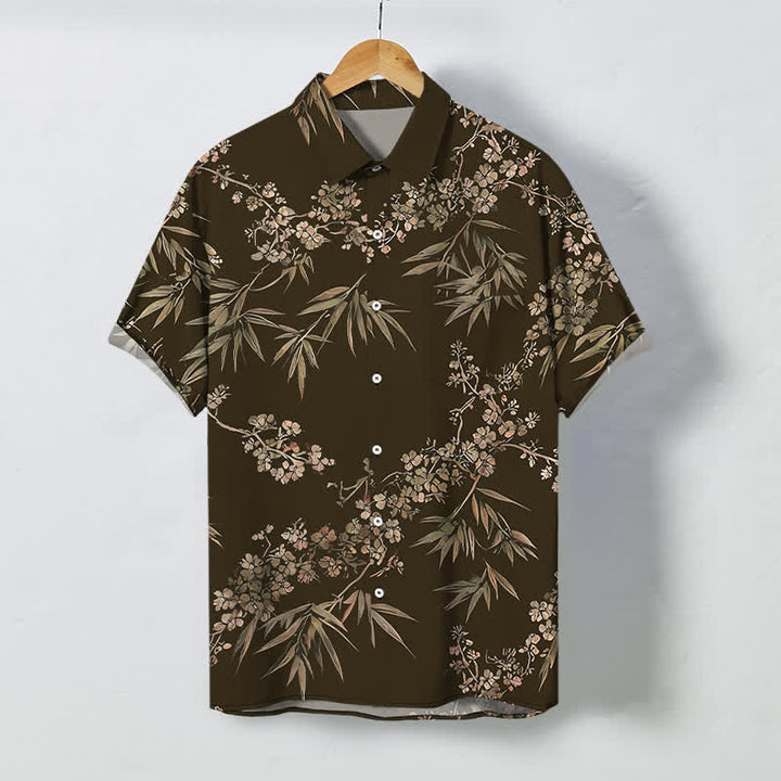 Buddha Stones Atmungsaktives Herren-Kurzarmhemd mit Bambus-Pflaumenblütenmuster und Knöpfen - Sattelbraun - US/ UK/AU48, EU58 (4XL) - image 0