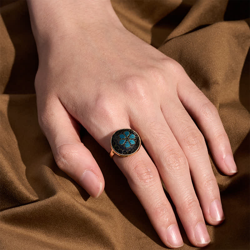 Buddha Stones Handgefertigter, verstellbarer Ring aus Brokat mit Blumenmuster. - image 4