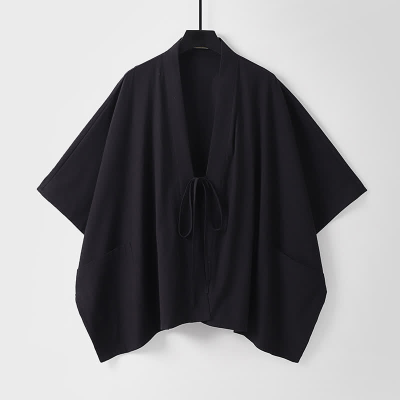 Buddha Stones Minimalistischer, einfarbiger Herrenkimono mit kurzen Ärmeln, Kordelzug, Schnürung und Taschen für den Sommer - Schwarz - US/UK/AU40, EU50 (L) - image 2