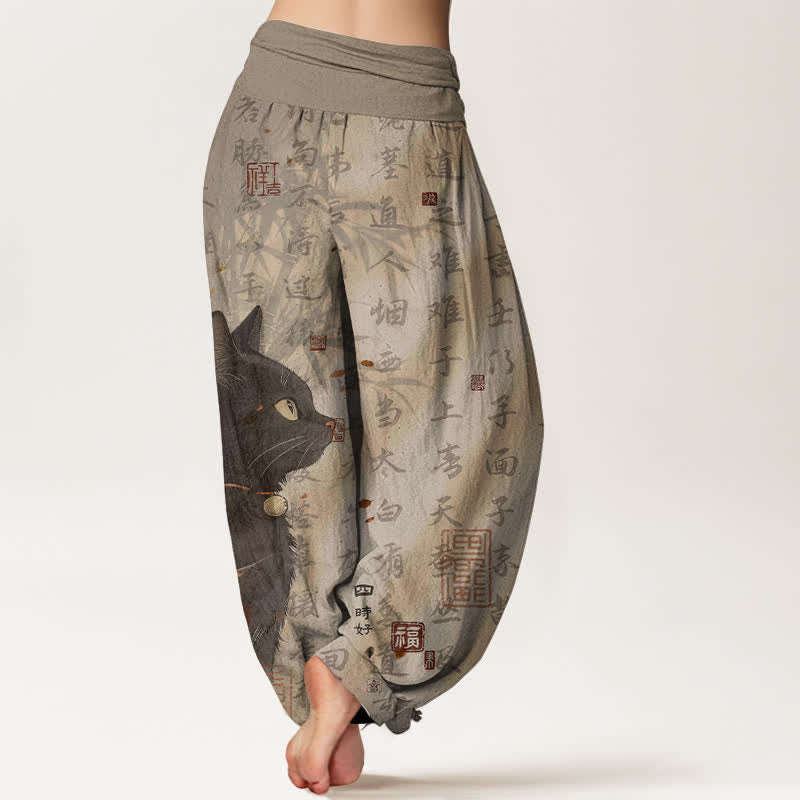 Buddha Stones Damen-Haremshose aus reiner Baumwolle mit schwarzem Katzen-Kalligrafiemuster und elastischem Bund - image 1