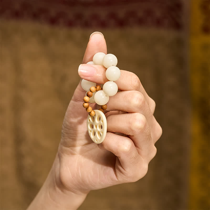 Buddha Stones Anhänger aus weißer Bodhi-Samen-Lotuswurzel – Glücksbringer, taktile Meditationsperlen – Dekorationen - image 4