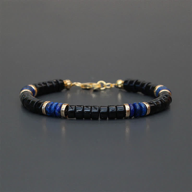 Buddha Stones Armband aus Lapislazuli- und Onyxperlen mit Wahrheitswürfel-Motiv - Lapislazuli (Weisheit ♥ Wahrheit) (Handgelenkumfang: 18-19 cm) - image 0