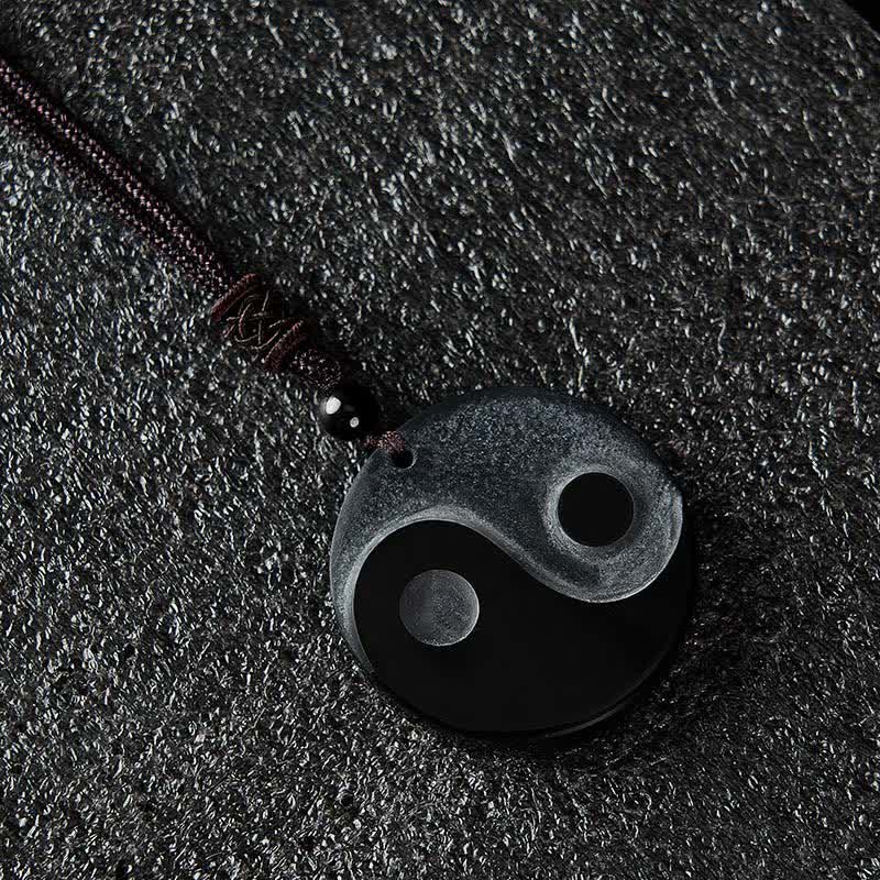 Buddha Stones Halskette mit rundem Anhänger aus schwarzem Obsidian (Yin-Yang-Balance) - image 1