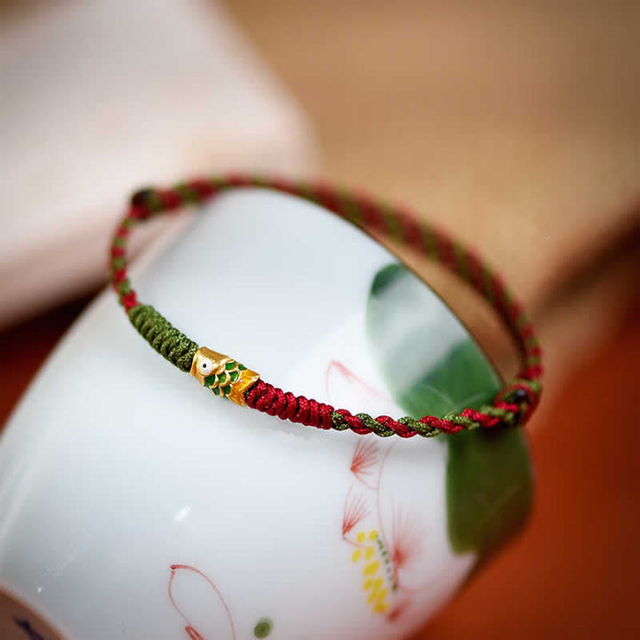 Buddha Stones Armband und Fußkettchen aus 999er Gold, geflochten, bunt rot-grün, mit Koi-Fisch-Motiv - image 3