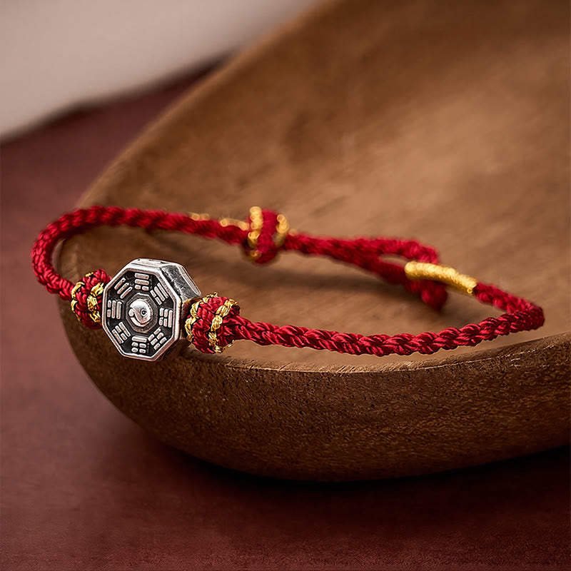 Buddha Stones Handgewebtes, verstellbares Armband aus roter Schnur mit Bagua-Schutzmotiv - Roter Faden (Schutz♥Glück) - image 0