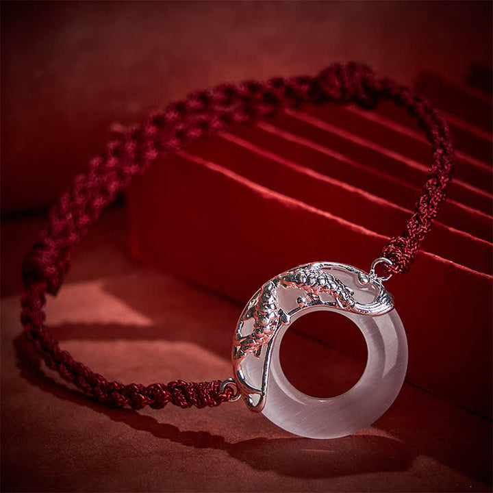 Buddha Stones Armband aus weißem Jade-Koi-Fisch und rotem Faden - image 3