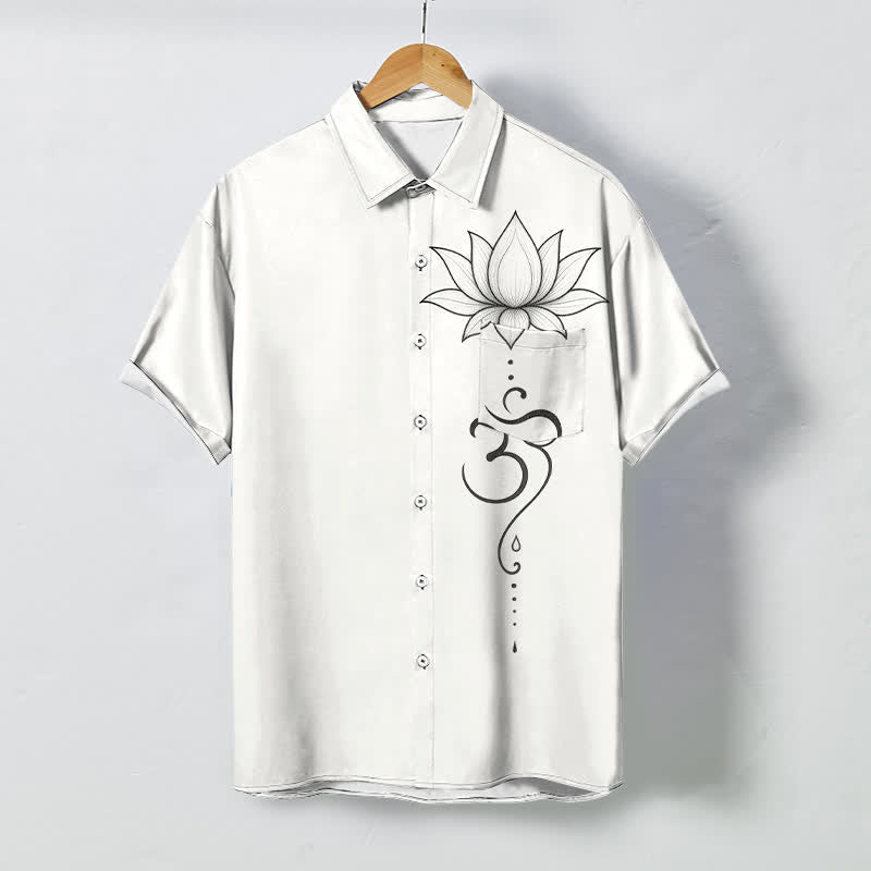 Buddha Stones Atmungsaktives Herren-Kurzarmhemd mit Lotus Om-Linienmuster und Knöpfen - Weiß - US/ UK/AU48, EU58 (4XL) - image 0