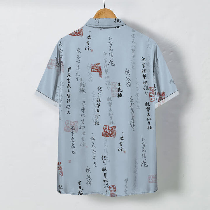 Buddha Stones Atmungsaktives Herren-Kurzarmhemd mit Knöpfen und rotem Siegelmuster in chinesischer Kalligrafie - image 1