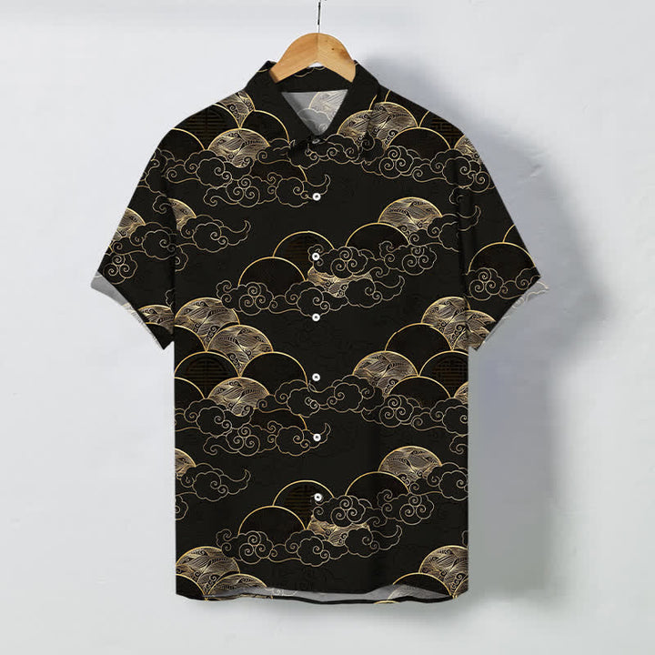 Buddha Stones Atmungsaktives Herren-Kurzarmhemd mit goldenem Wolken-, Wellen- und Mondmuster und Knöpfen - Schwarz - US/ UK/AU48, EU58 (4XL) - image 0