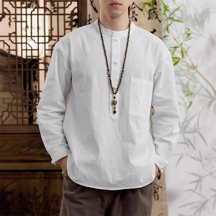Buddha Stones Minimalistisches Herrenhemd im Spring Tang Style mit Stehkragen, langen Ärmeln und aufgesetzter Tasche. Aus Leinen-Baumwolle gefertigt. - Weiß - US/ UK/AU46, EU56 (5XL) - image 17