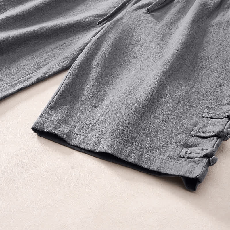 Buddha Stones Lässige, minimalistische Herrenshorts mit Kordelzug, dekorativen seitlichen Knöpfen und Taschen für den Sommer - image 5