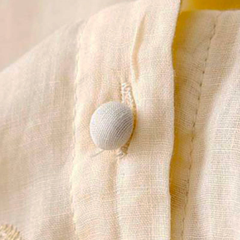 Lässiges Damen-Shirt mit Buddha Stones -Stickerei und Blütenblättern, Rundhalsausschnitt und halben Ärmeln - image 5