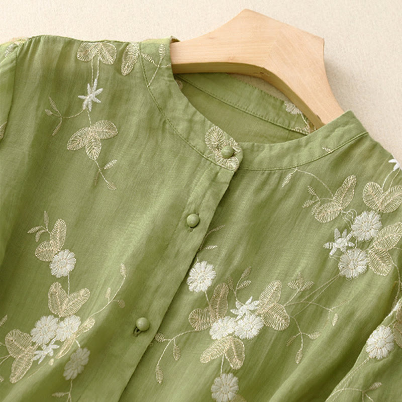 Lässiges Damen-Shirt mit Buddha Stones -Stickerei und Blütenblättern, Rundhalsausschnitt und halben Ärmeln - image 13