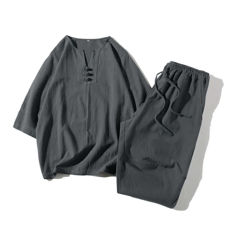 Buddha Stones ​​2-teiliges Set: Einfarbiges T-Shirt mit Kerbkragen und Shorts mit weitem Bein und Taschen – Meditationskleidung für Herren - Schiefergrau - US/ UK/AU46, EU56 (5XL) - image 0