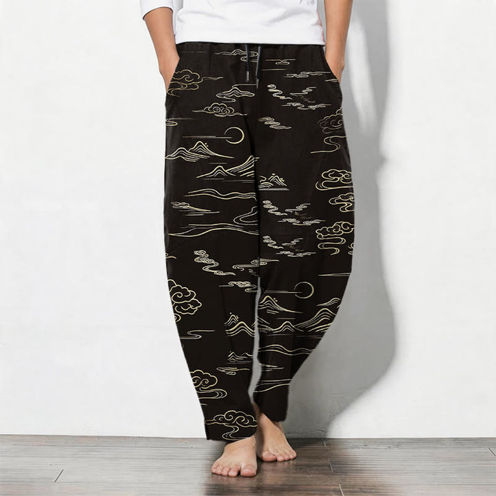 Buddha Stones Herrenhose aus reiner Baumwolle mit Wolken-, Berg- und Wellenmuster, Kordelzug, schmal zulaufendem Schnitt und Taschen - Schwarz - US/ UK/AU50, EU60 (5XL) - image 0