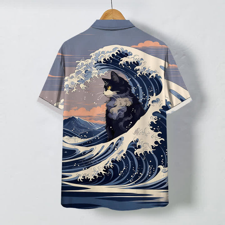 Buddha Stones Atmungsaktives Herren-Kurzarmhemd mit schwarzem Katzenmuster und Knöpfen im Great Wave-Design - image 1