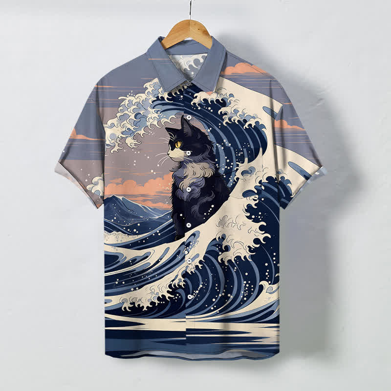 Buddha Stones Atmungsaktives Herren-Kurzarmhemd mit schwarzem Katzenmuster und Knöpfen im Great Wave-Design - Hellstahlblau - US/ UK/AU48, EU58 (4XL) - image 0