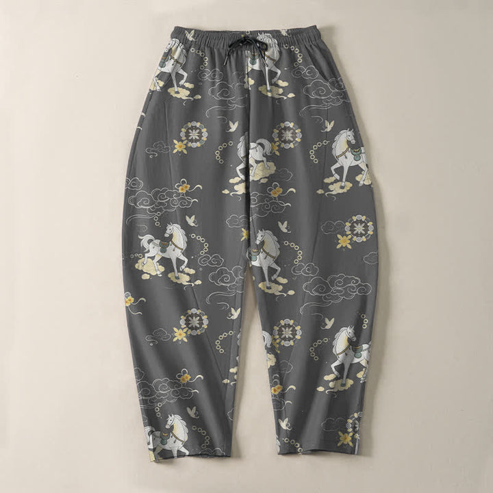 Buddha Stones Herrenhose aus reiner Baumwolle mit weißem Pferde-, Wolken- und Blütenmuster, Kordelzug, schmal zulaufendem Schnitt und Taschen - image 9