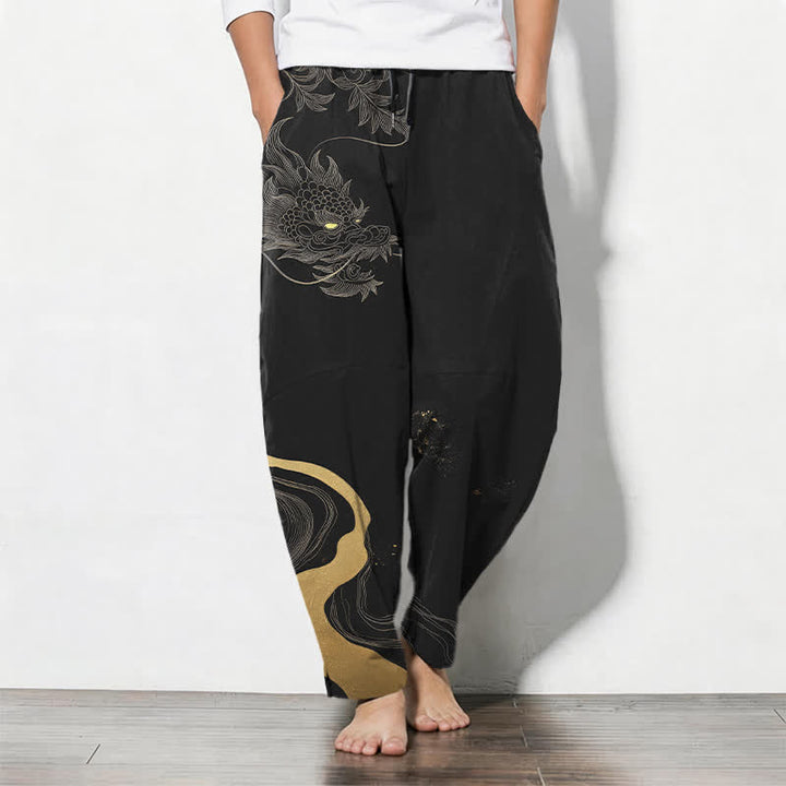 Buddha Stones Herrenhose aus reiner Baumwolle mit goldenem Drachen-, Wolken- und Wellenmuster, Kordelzug, schmal zulaufendem Schnitt und Taschen - Schwarz - US/ UK/AU50, EU60 (5XL) - image 0