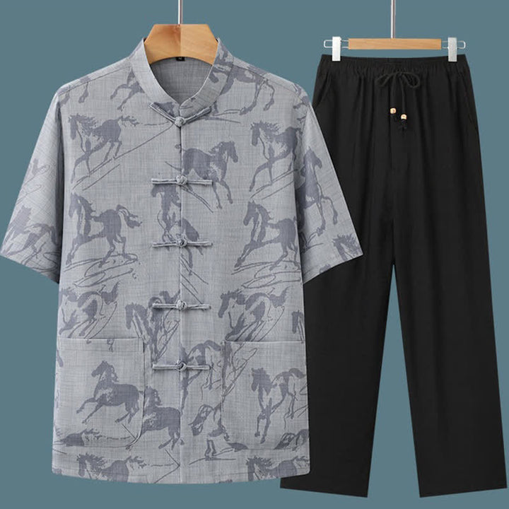 Buddha Stones 2-teiliges Sommer-Set im Tang-Stil: Lässiges Herren-Meditations-Set mit Froschknopfleiste, Stehkragen, Pferdeprint, Kurzarmhemd und Hose mit Taschen - image 3
