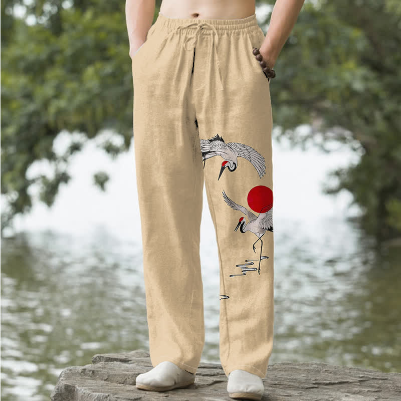 Buddha Stones Herrenhose aus Baumwolle mit rotem Sonnen-Kranich-Muster, schmal zulaufend und mit Taschen - Weizen - US/ UK/AU50, EU60 (5XL) - image 4