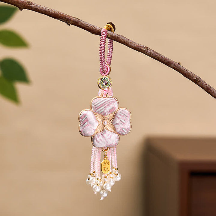 Buddha Stones Schlüsselanhänger aus Song-Brokat mit vierblättrigem Kleeblatt, „Fu“-Schriftzeichen und Quaste – Symbole für Glück und Wohlstand - Rosa - image 6