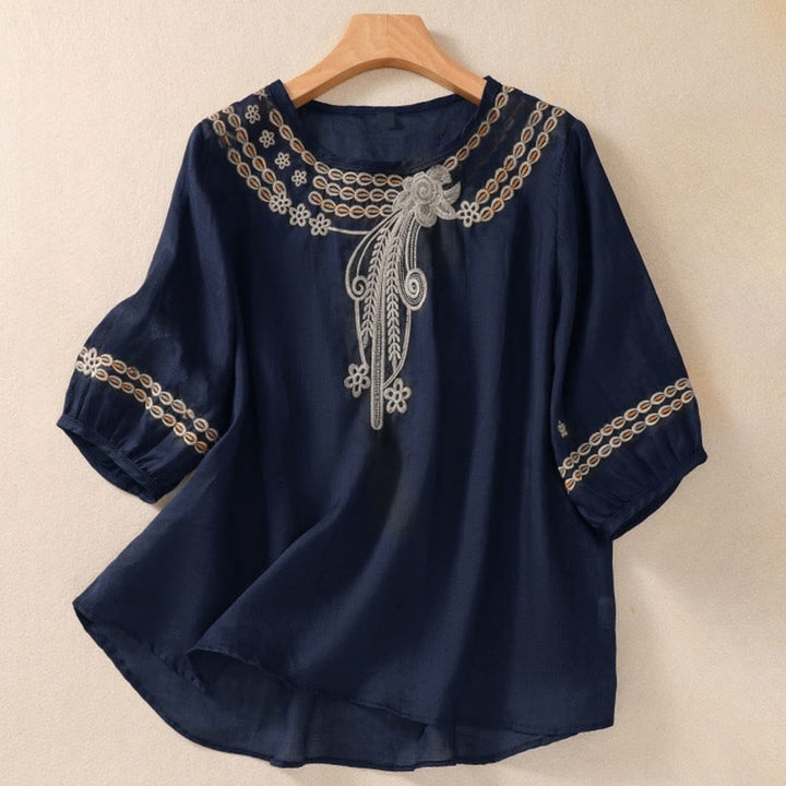 Buddha Stones ​​– Künstlerisches, schlichtes, floral besticktes Design – Damen-T-Shirt mit Rundhalsausschnitt und Puffärmeln (halbe Ärmel) - Dunkelschieferblau - US 8-10, UK/AU 12-14, EU 40-42 (2XL) - image 0