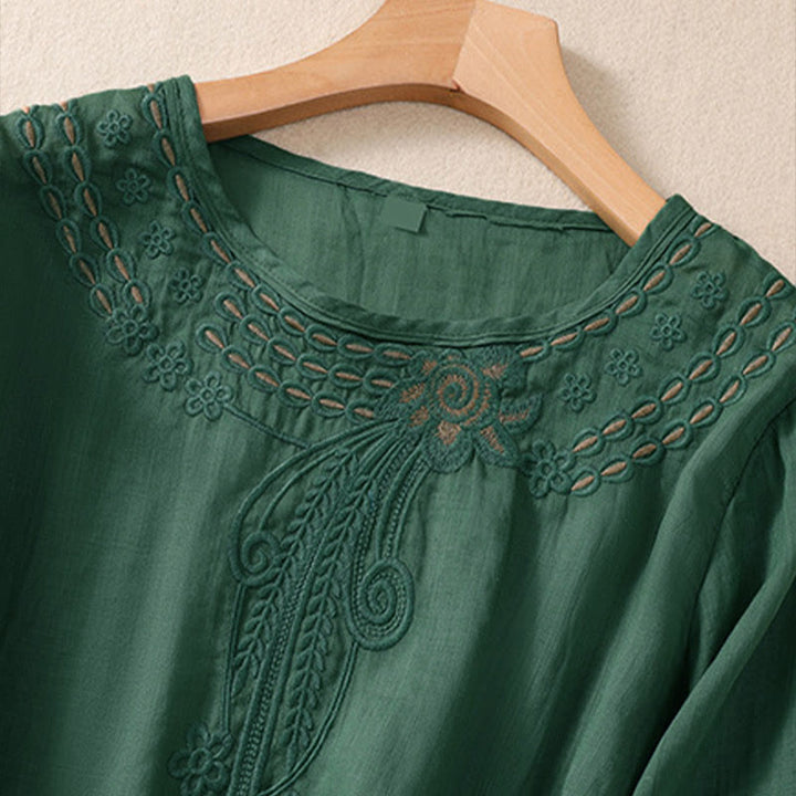 Buddha Stones ​​– Künstlerisches, schlichtes, floral besticktes Design – Damen-T-Shirt mit Rundhalsausschnitt und Puffärmeln (halbe Ärmel) - image 20